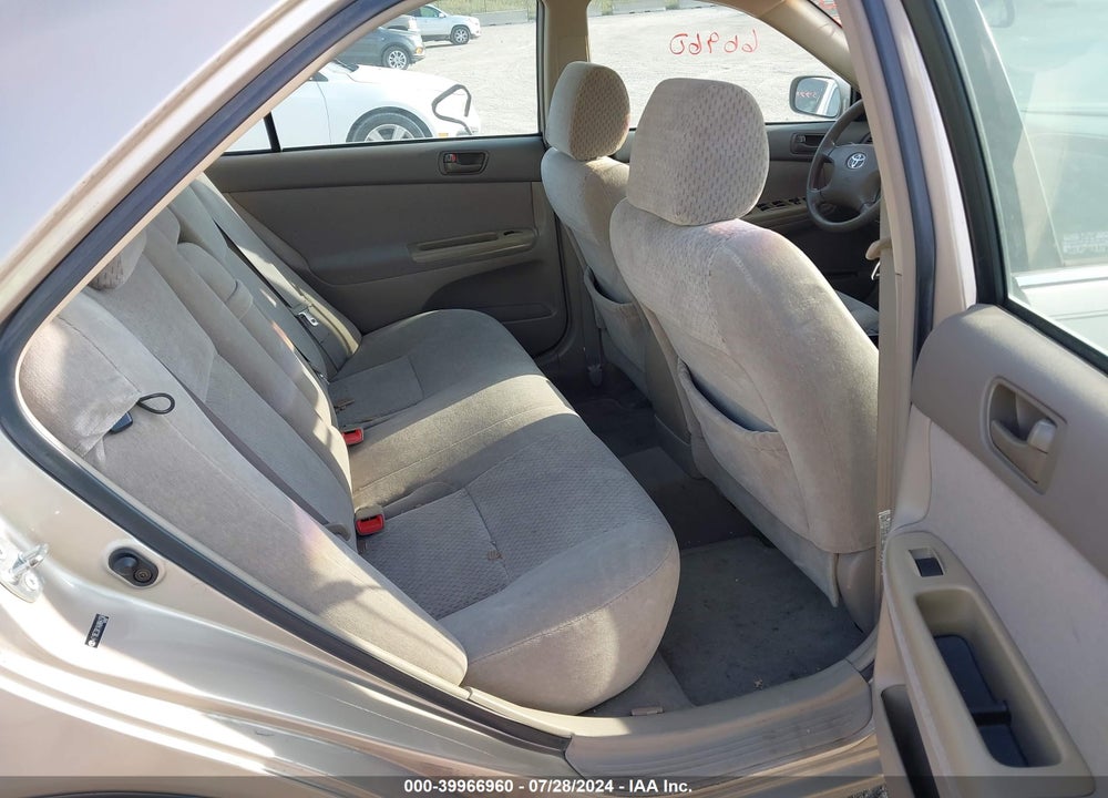 2004 TOYOTA CAMRY LE VIN: 4T1BE32K14U884258