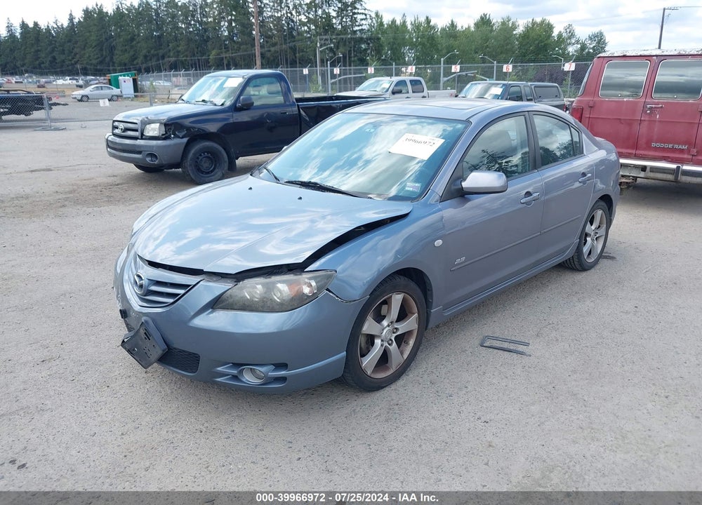 2004 MAZDA 3 S VIN: JM1BK323541181317