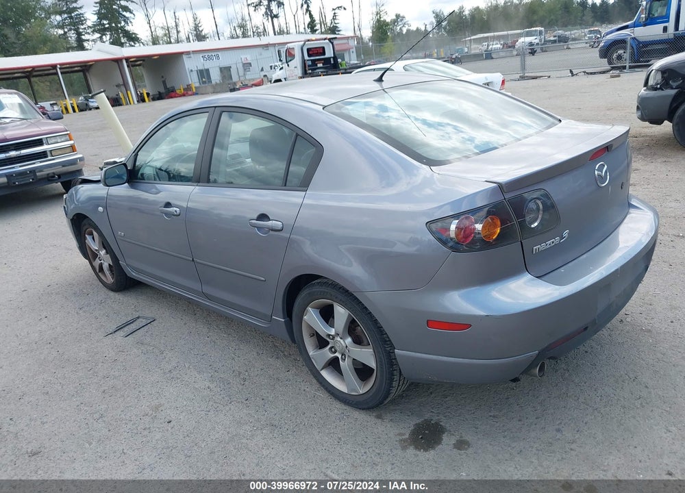 2004 MAZDA 3 S VIN: JM1BK323541181317