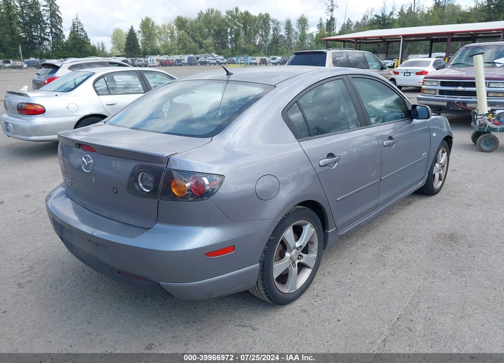 2004 MAZDA 3 S VIN: JM1BK323541181317