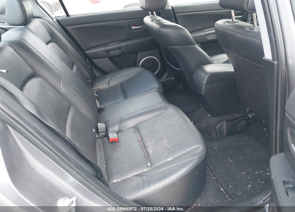 2004 MAZDA 3 S VIN: JM1BK323541181317