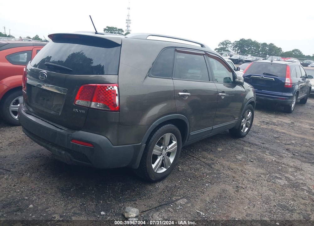 2013 KIA SORENTO EX V6 VIN: 5XYKUDA29DG328019