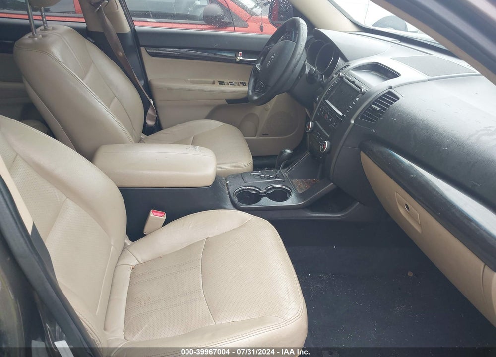 2013 KIA SORENTO EX V6 VIN: 5XYKUDA29DG328019