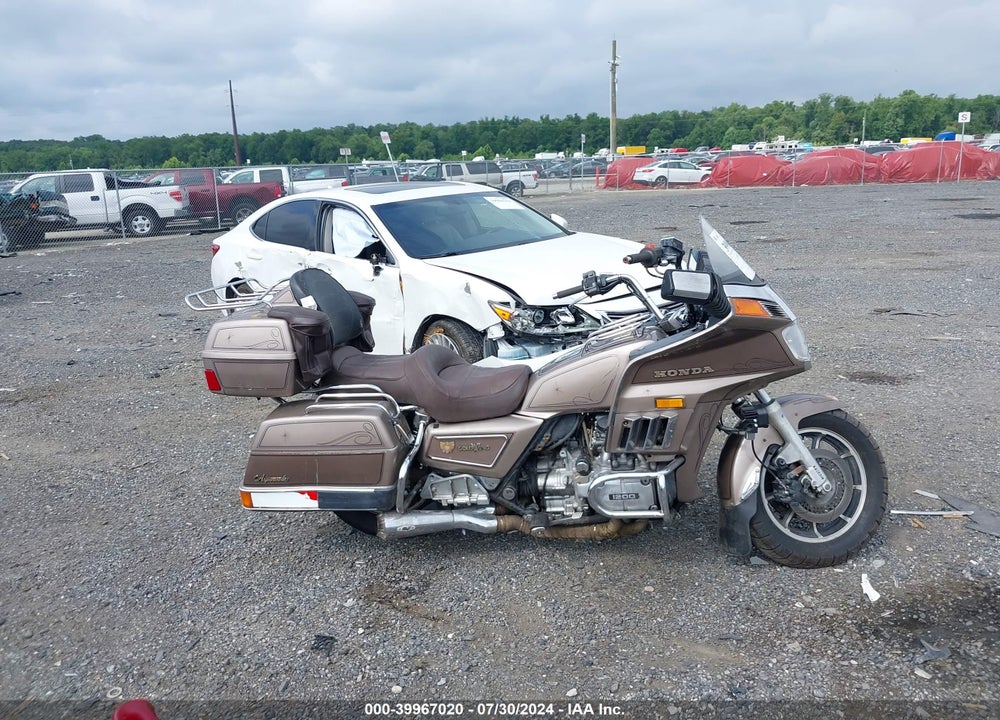 1984 HONDA GL1200 A VIN: 1HFSC142XEA015260