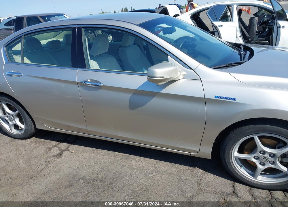2014 HONDA ACCORD PLUG-IN HYBRID VIN: JHMCR5F72EC000378
