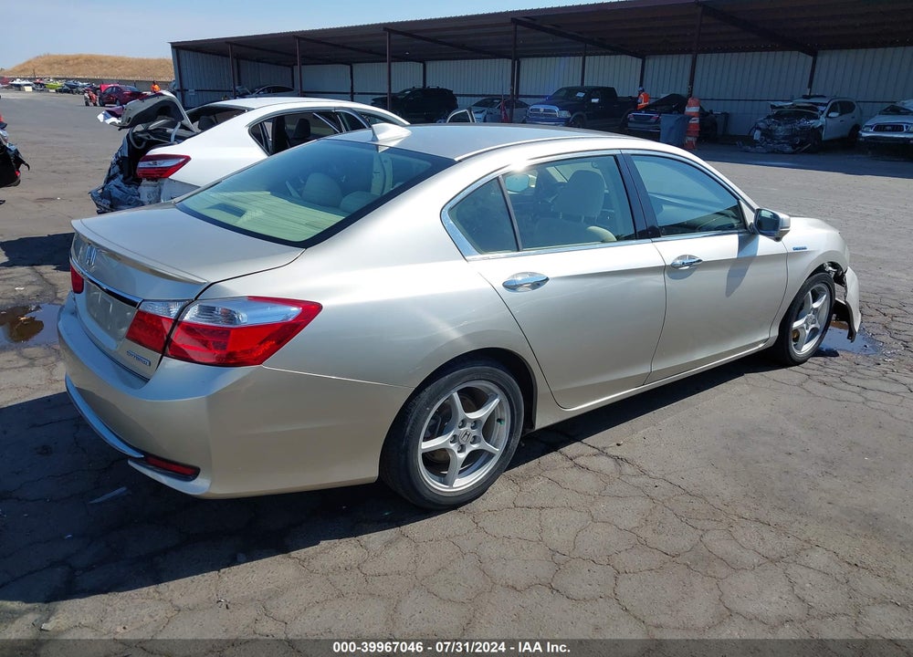 2014 HONDA ACCORD PLUG-IN HYBRID VIN: JHMCR5F72EC000378
