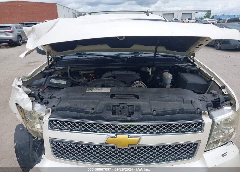 2008 CHEVROLET SUBURBAN 1500 LTZ VIN: 1GNFC16J98R197241
