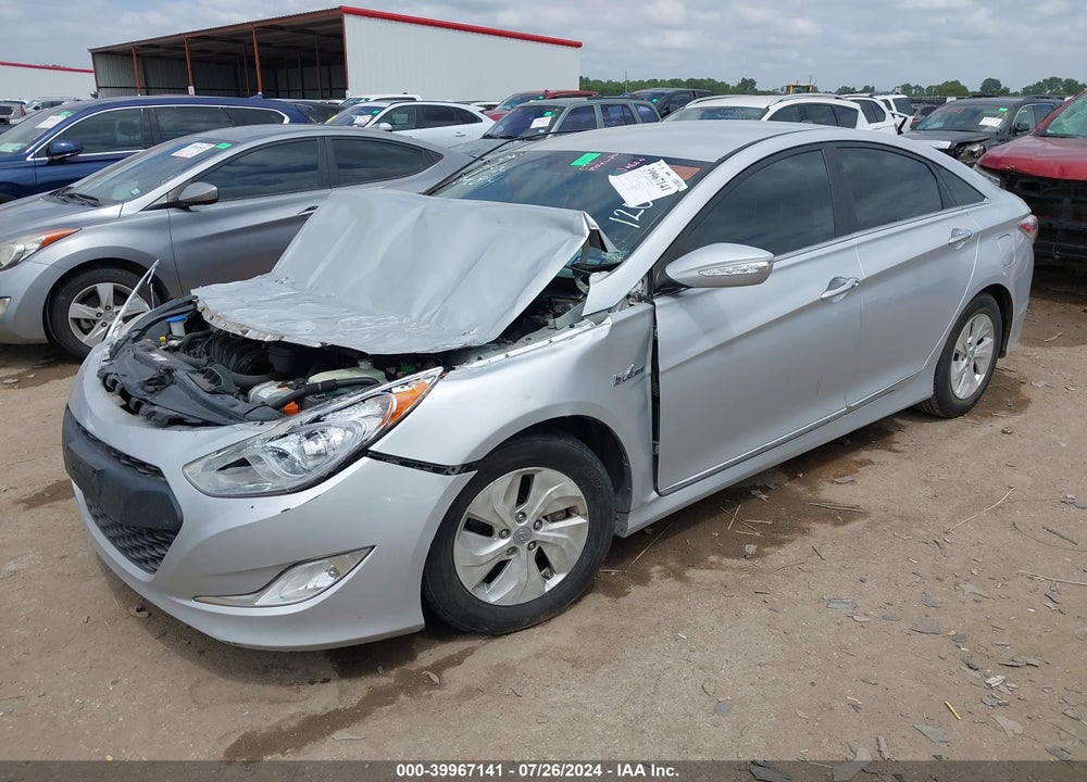 2015 HYUNDAI SONATA HYBRID VIN: KMHEC4A4XFA120814