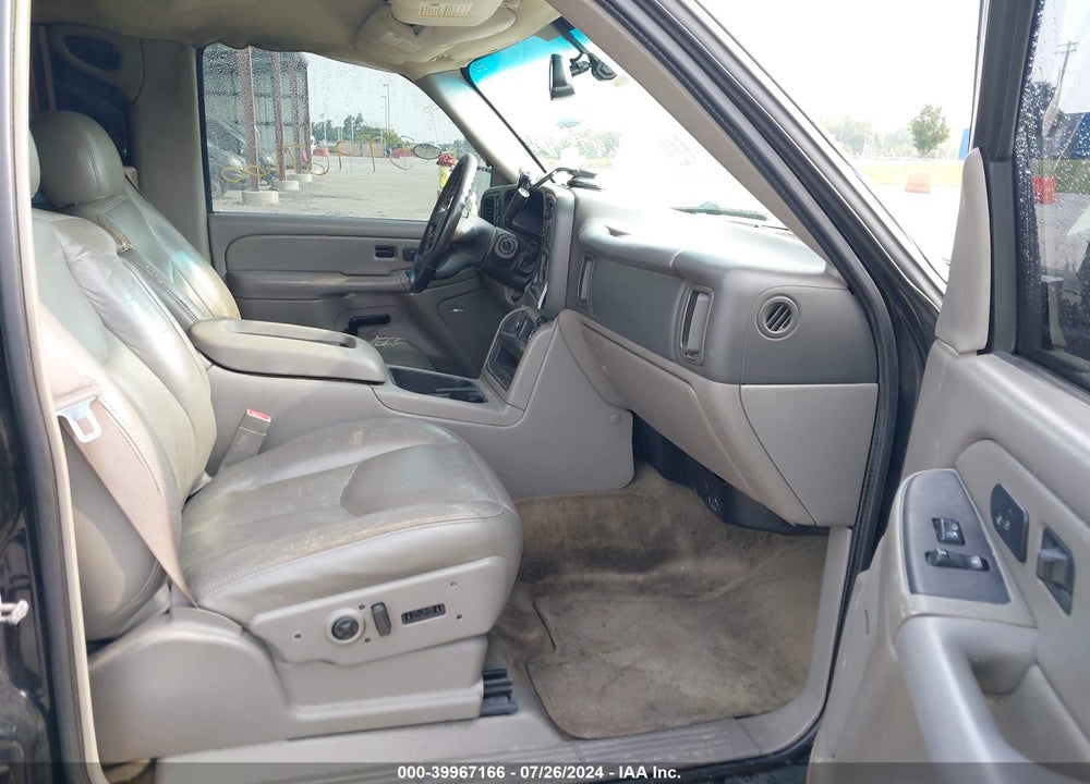 2005 CHEVROLET TAHOE Z71 VIN: 1GNEK13T75R251295