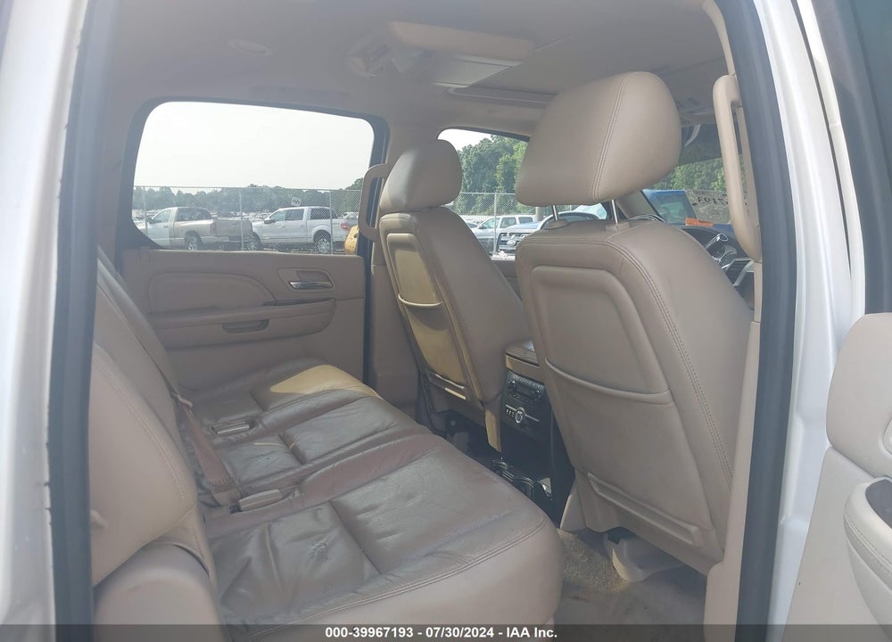 2013 CADILLAC ESCALADE ESV LUXURY VIN: 1GYS4HEF8DR152712