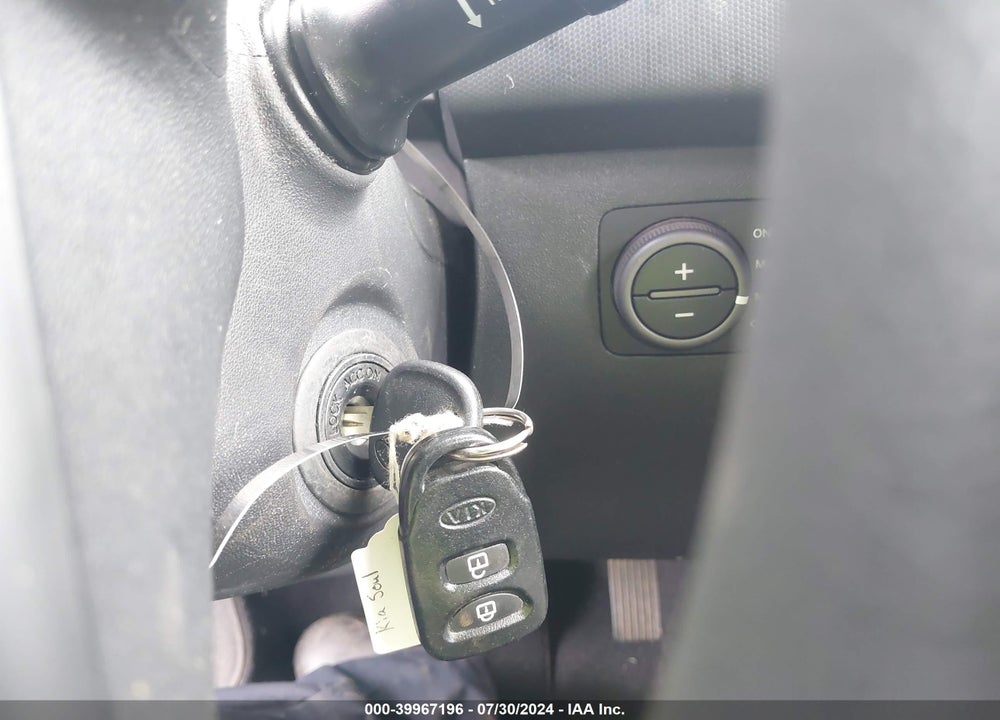 2010 KIA SOUL VIN: KNDJT2A27A7081806