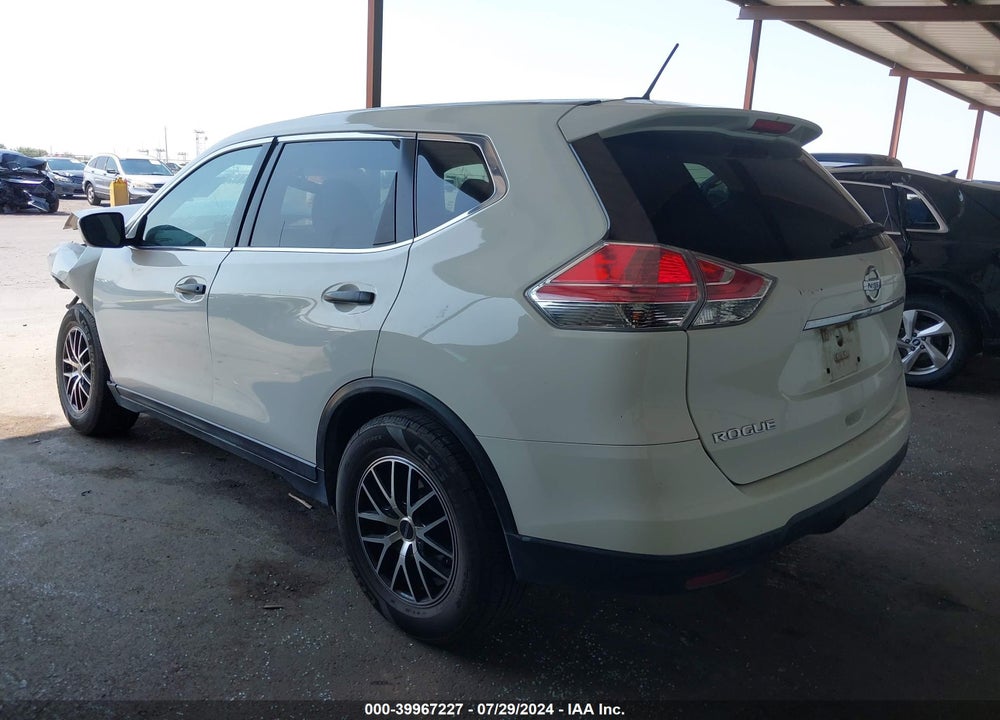 2016 NISSAN ROGUE S VIN: 5N1AT2MN2GC748136