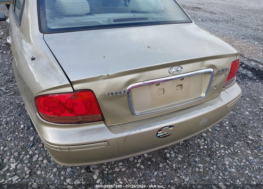 2004 HYUNDAI SONATA VIN: KMHWF25H04A086053