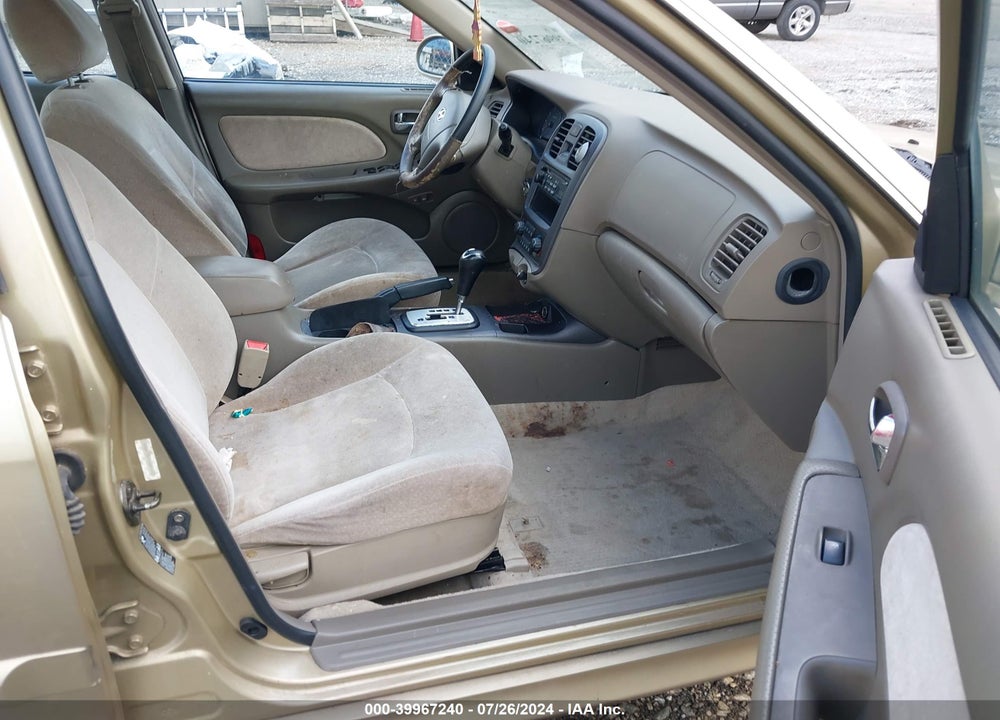 2004 HYUNDAI SONATA VIN: KMHWF25H04A086053