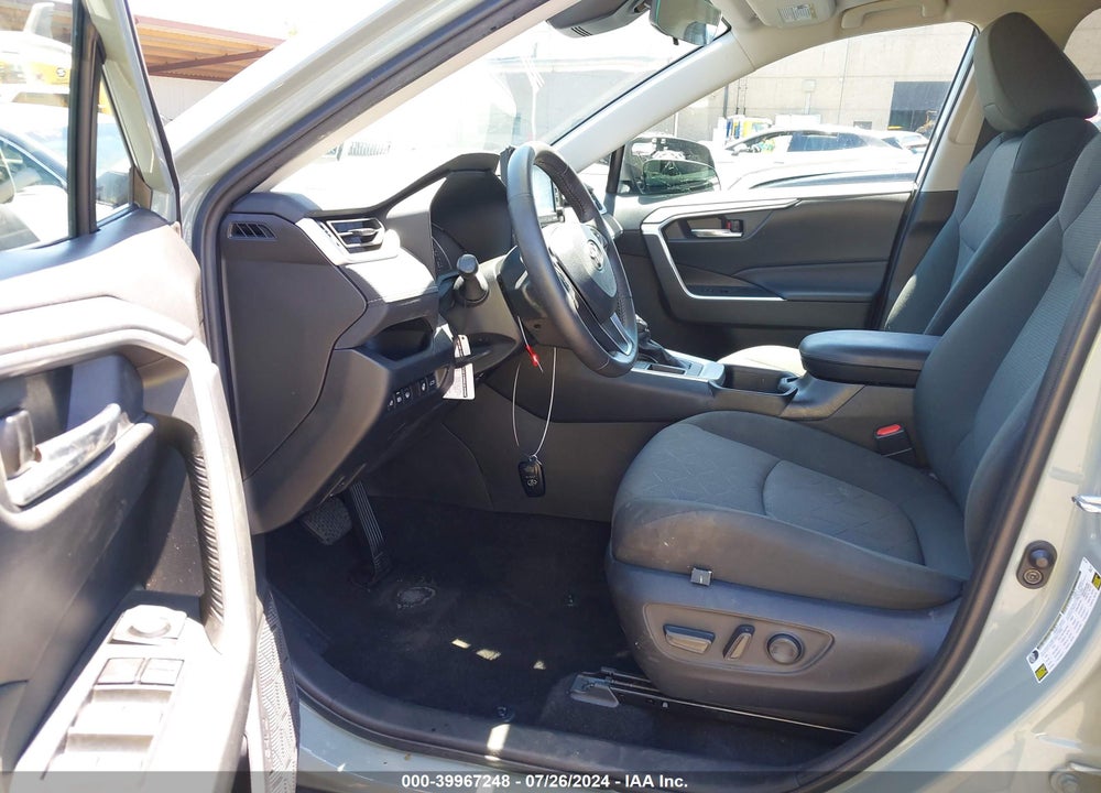 2022 TOYOTA RAV4 XLE VIN: 2T3W1RFV7NW229213