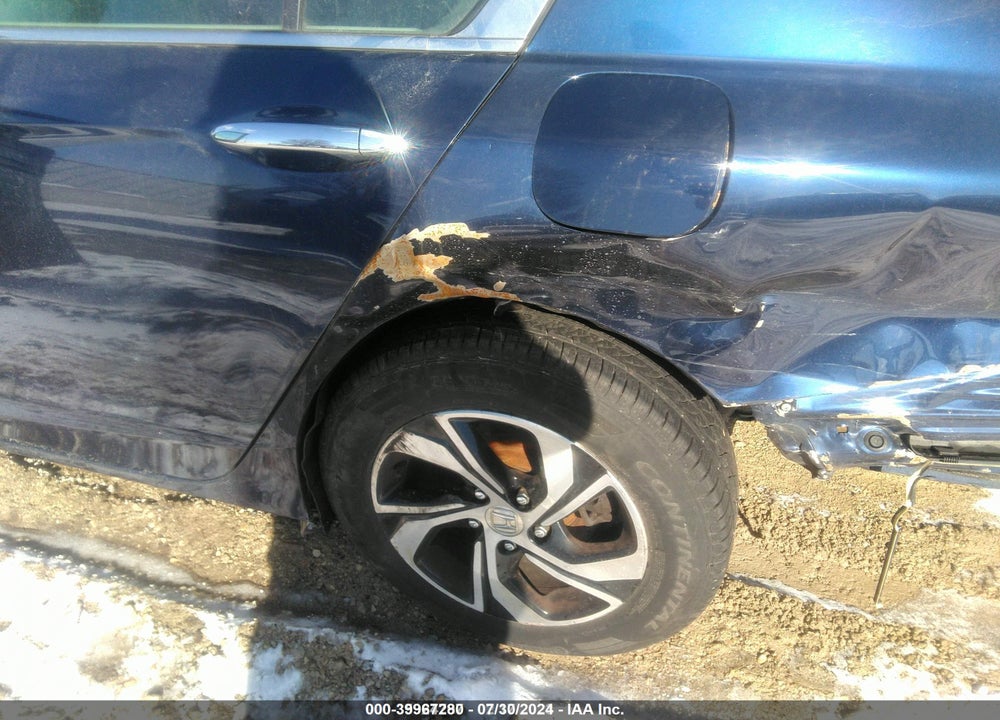2016 HONDA ACCORD VIN: 1HGCR2F34GA237385