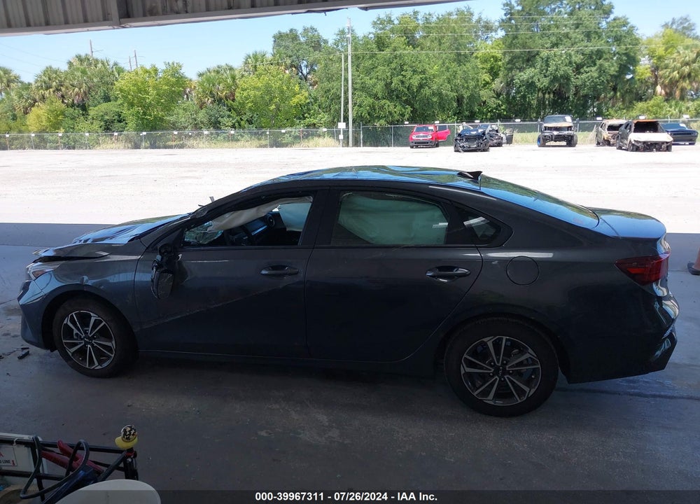2024 KIA FORTE LXS VIN: 3KPF24AD5RE758174