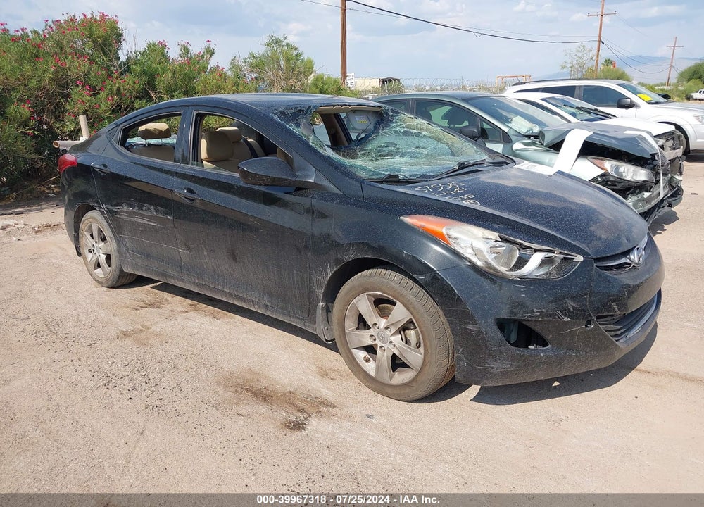 2013 HYUNDAI ELANTRA GLS VIN: KMHDH4AE3DU661852
