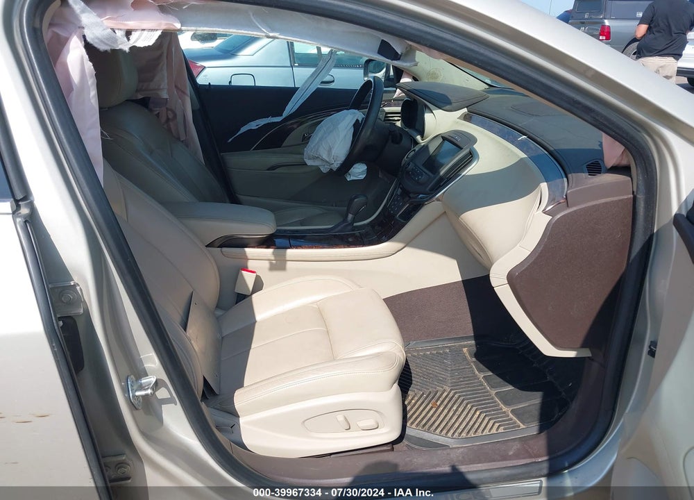 2016 BUICK LACROSSE VIN: 1G4GB5G3XGF157432