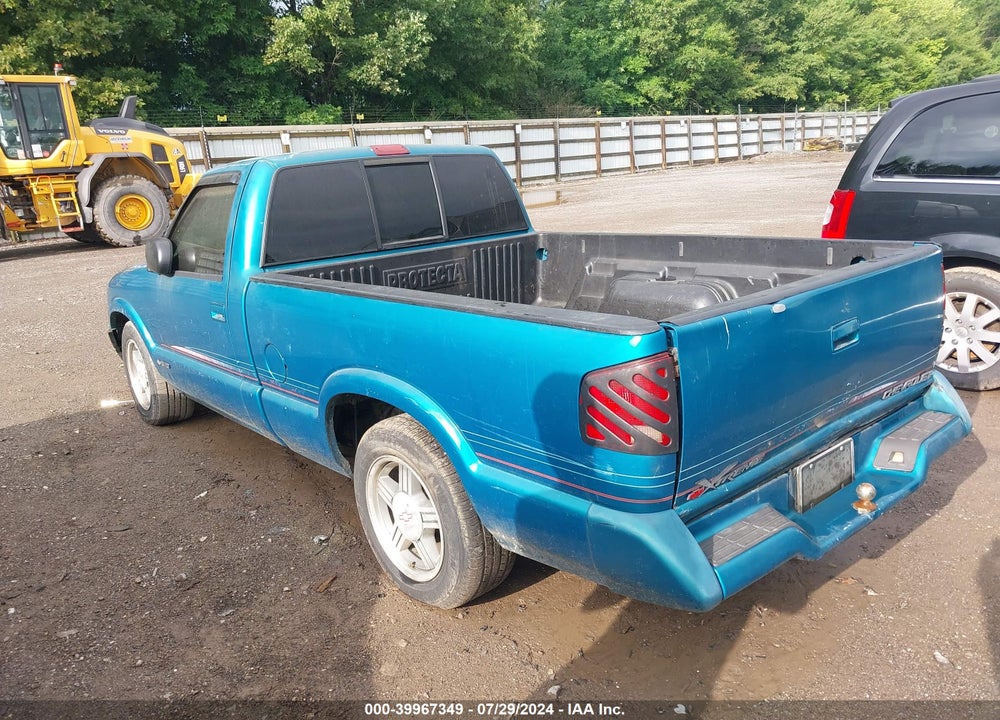 1995 CHEVROLET S TRUCK S10 VIN: 1GCCS14Z2S8110638