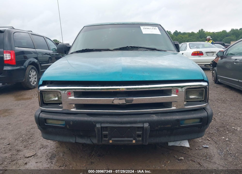 1995 CHEVROLET S TRUCK S10 VIN: 1GCCS14Z2S8110638