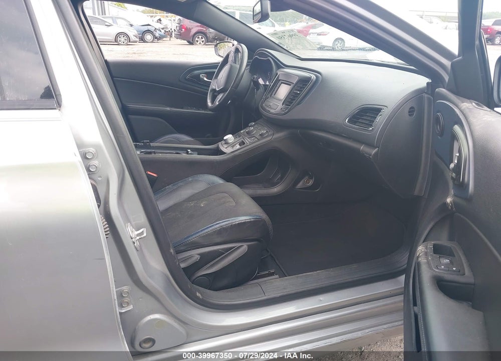 2016 CHRYSLER 200 S VIN: 1C3CCCBB9GN160951