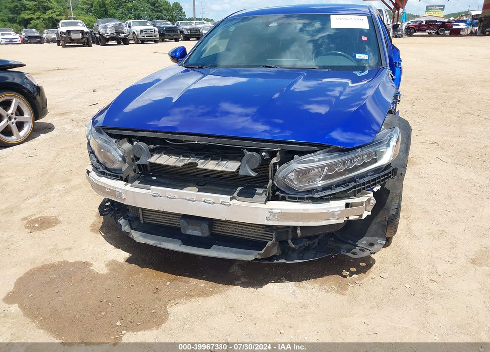 2018 HONDA ACCORD SPORT VIN: 1HGCV1F33JA213057