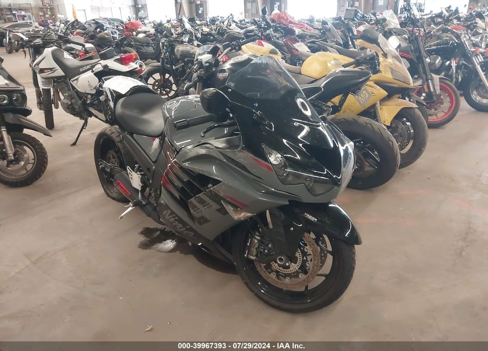 2022 KAWASAKI ZX1400 J VIN: JKBZXNJ13NA015784