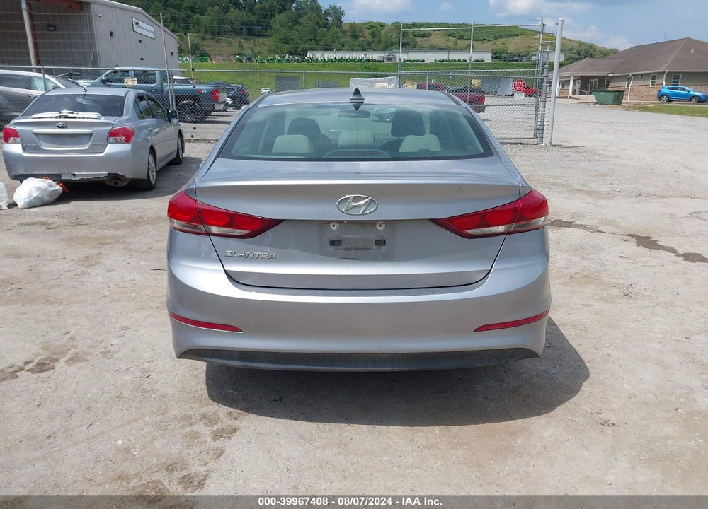2017 HYUNDAI ELANTRA SE VIN: 5NPD84LF6HH009169