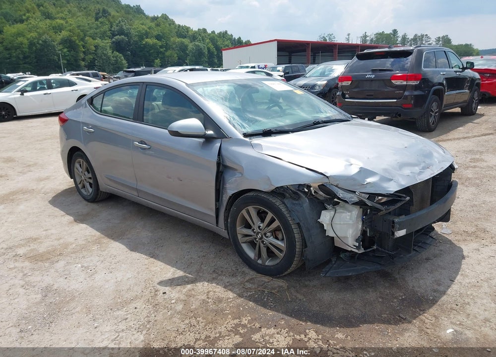 2017 HYUNDAI ELANTRA SE VIN: 5NPD84LF6HH009169