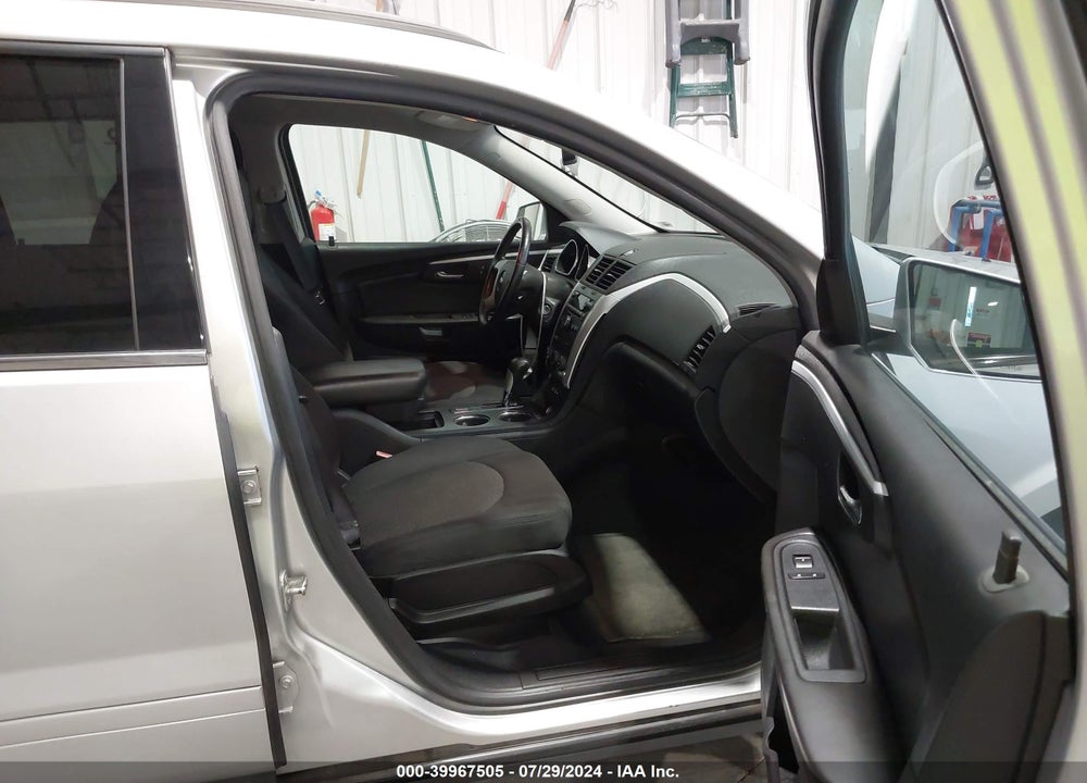 2010 CHEVROLET TRAVERSE LT VIN: 1GNLRFED9AS117400