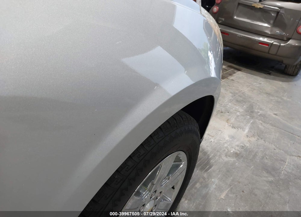 2010 CHEVROLET TRAVERSE LT VIN: 1GNLRFED9AS117400