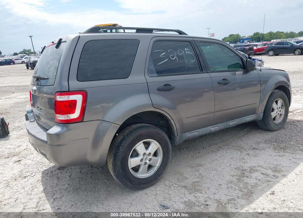 2010 FORD ESCAPE VIN: 1FMCU0C7XAKA77292