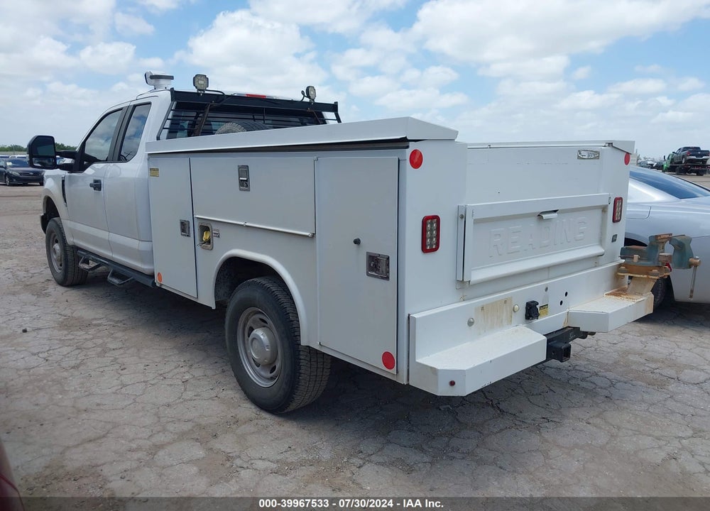2017 FORD F-250 XL VIN: 1FD7X2B64HEE28817