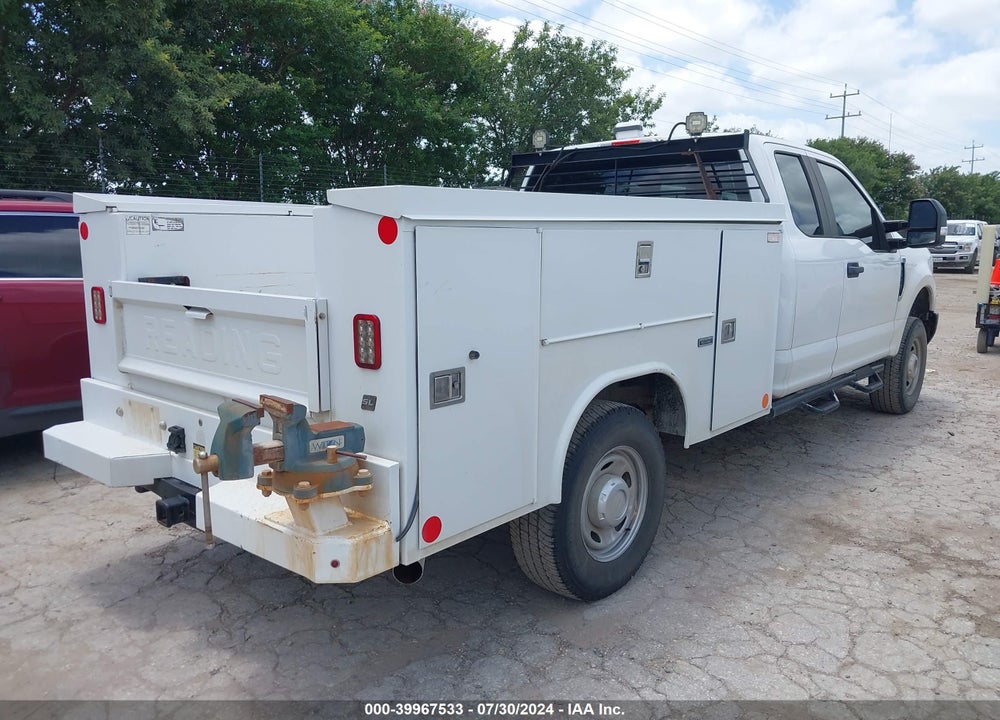 2017 FORD F-250 XL VIN: 1FD7X2B64HEE28817