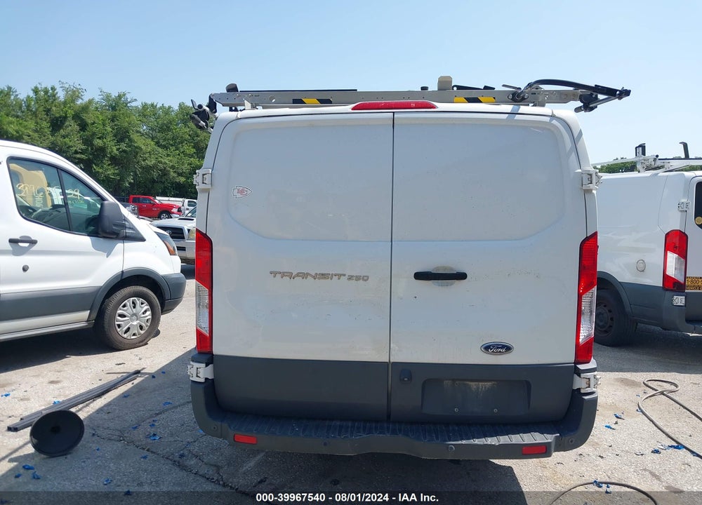 2017 FORD TRANSIT-250 VIN: 1FTYR1YM8HKB36141