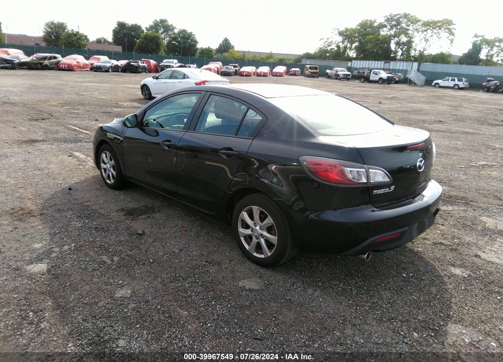 2011 MAZDA 3 I TOURING VIN: JM1BL1VGXB1394115