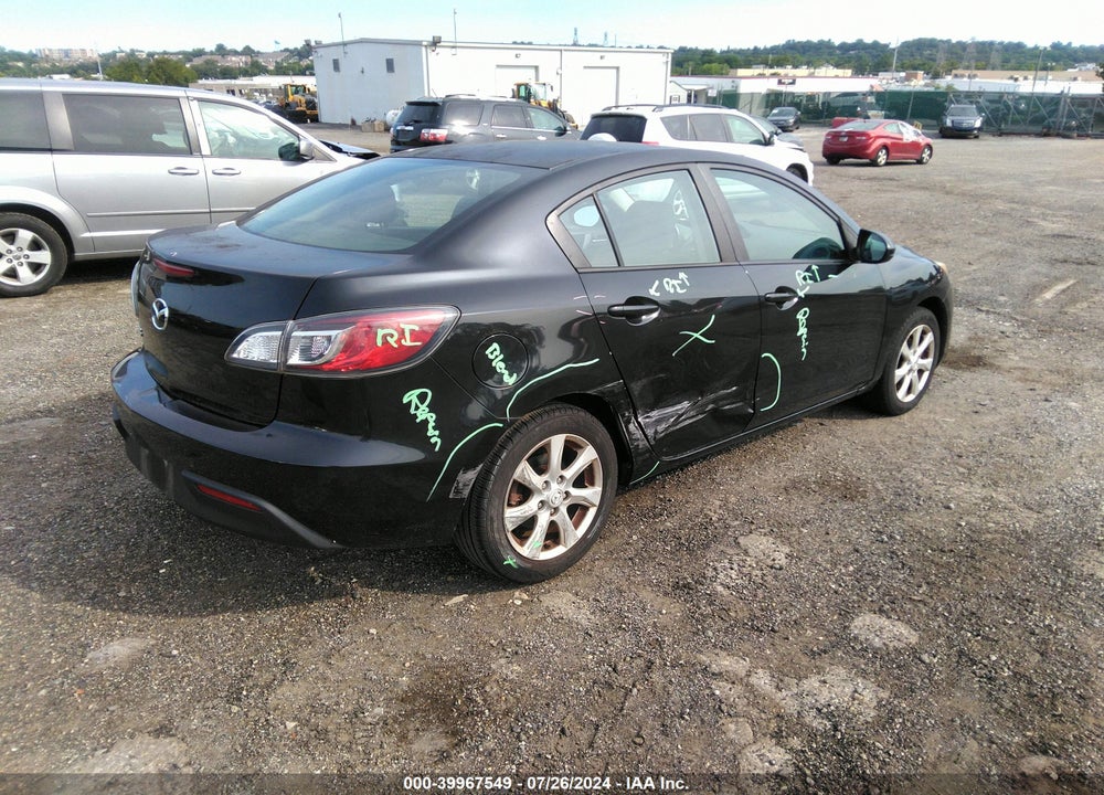 2011 MAZDA 3 I TOURING VIN: JM1BL1VGXB1394115