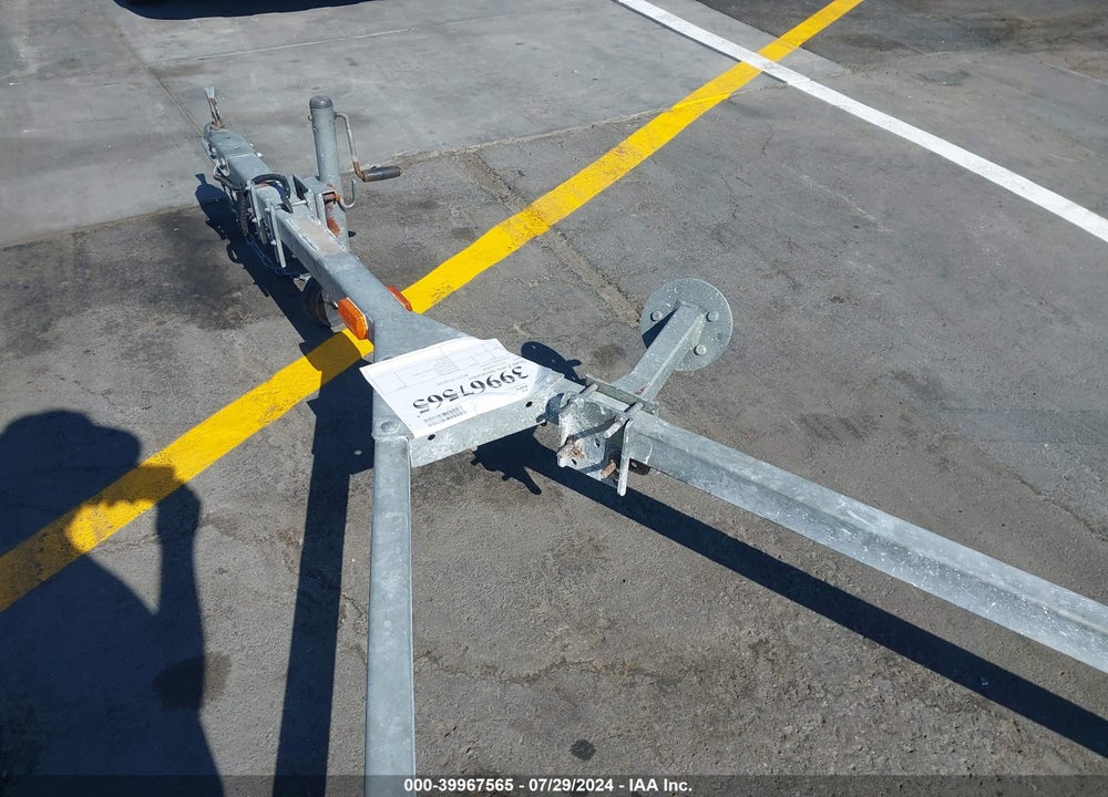 2003 EZ LOADER BOAT TRAILER VIN: 1ZEWABKB63A026485