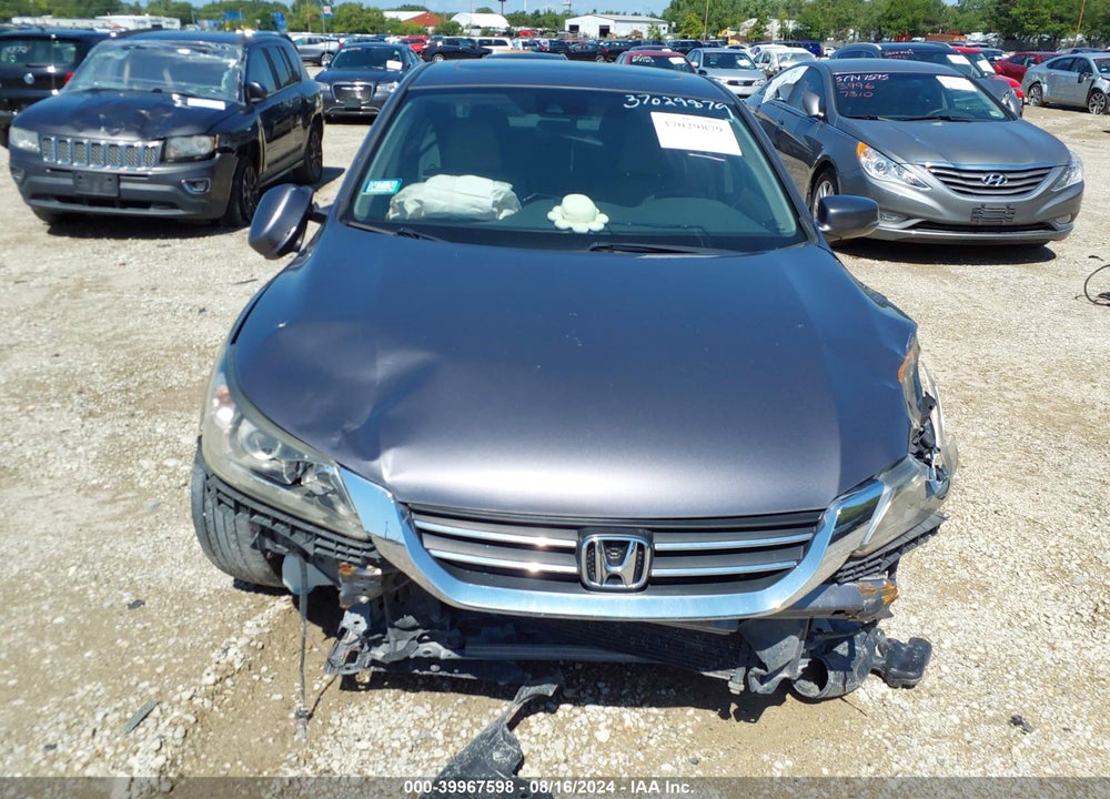 2015 HONDA ACCORD VIN: 1HGCR2F88FA043050