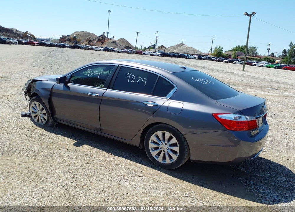 2015 HONDA ACCORD VIN: 1HGCR2F88FA043050