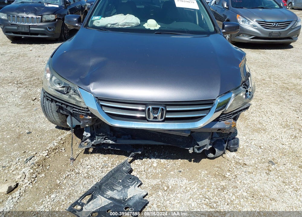 2015 HONDA ACCORD VIN: 1HGCR2F88FA043050