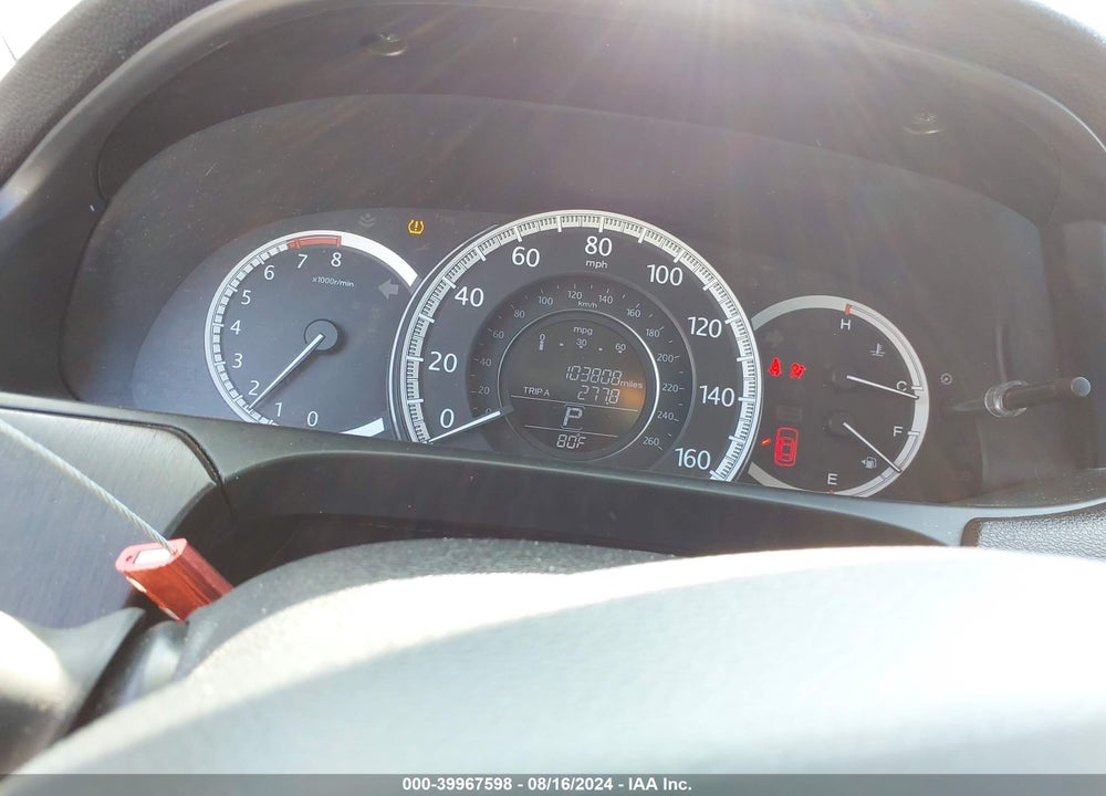 2015 HONDA ACCORD VIN: 1HGCR2F88FA043050
