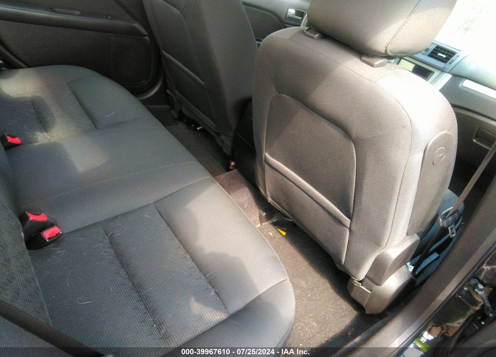 2010 FORD FUSION SE VIN: 3FAHP0HG0AR193094