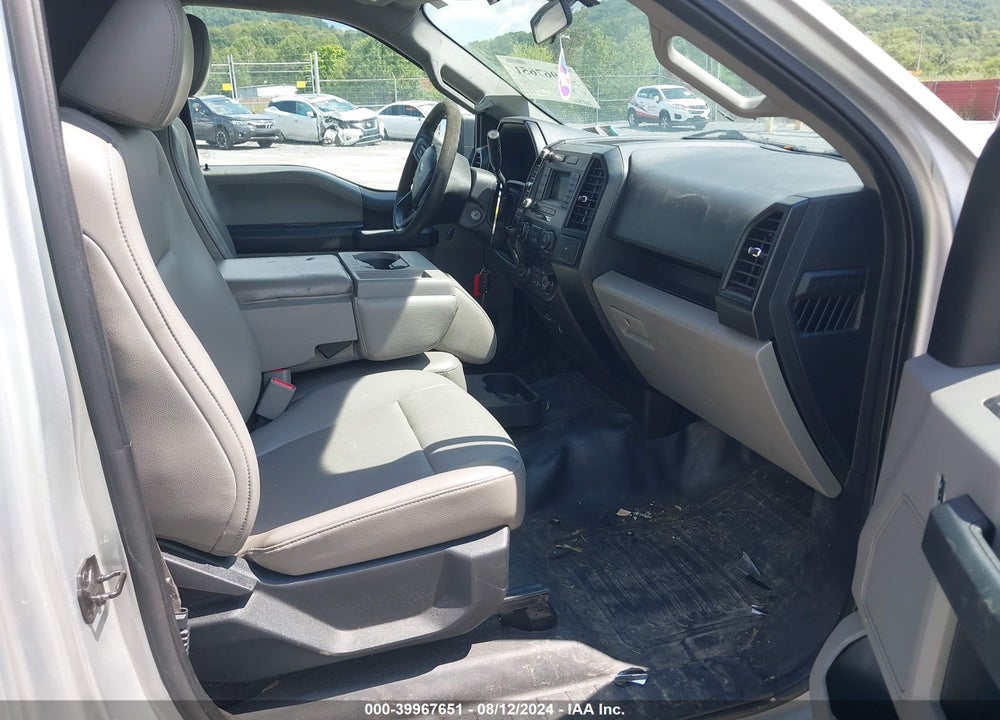 2017 FORD F-150 XL VIN: 1FTMF1C81HKC77263