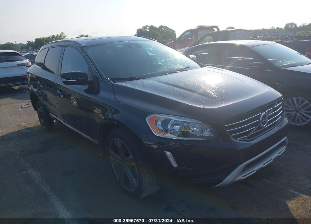 2017 VOLVO XC60 T5 DYNAMIC VIN: YV440MDR1H2183827