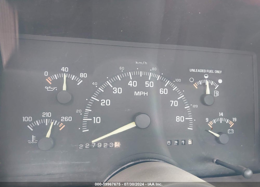1994 GMC SIERRA K1500 VIN: 2GTEK19K4R1528300