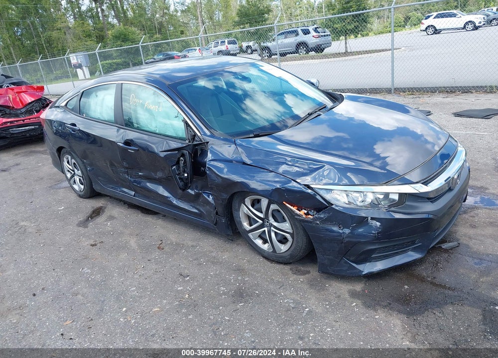 2018 HONDA CIVIC LX VIN: 2HGFC2F53JH579497