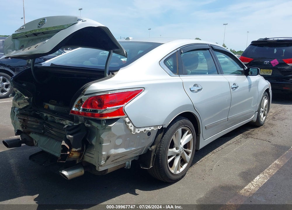 2015 NISSAN ALTIMA 2.5 SV VIN: 1N4AL3AP2FC152769