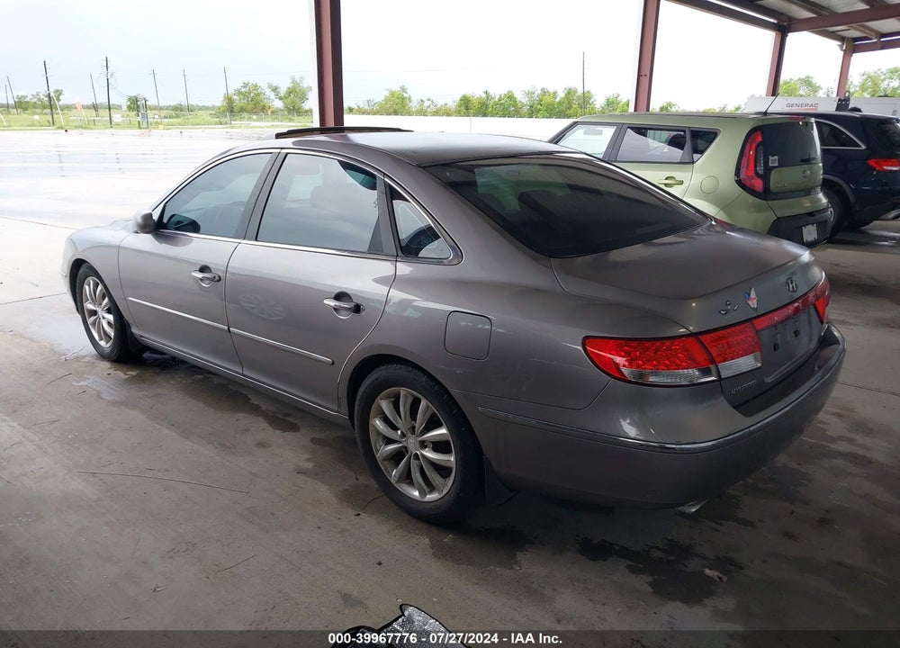 2006 HYUNDAI AZERA LIMITED/SE VIN: KMHFC46FX6A121931